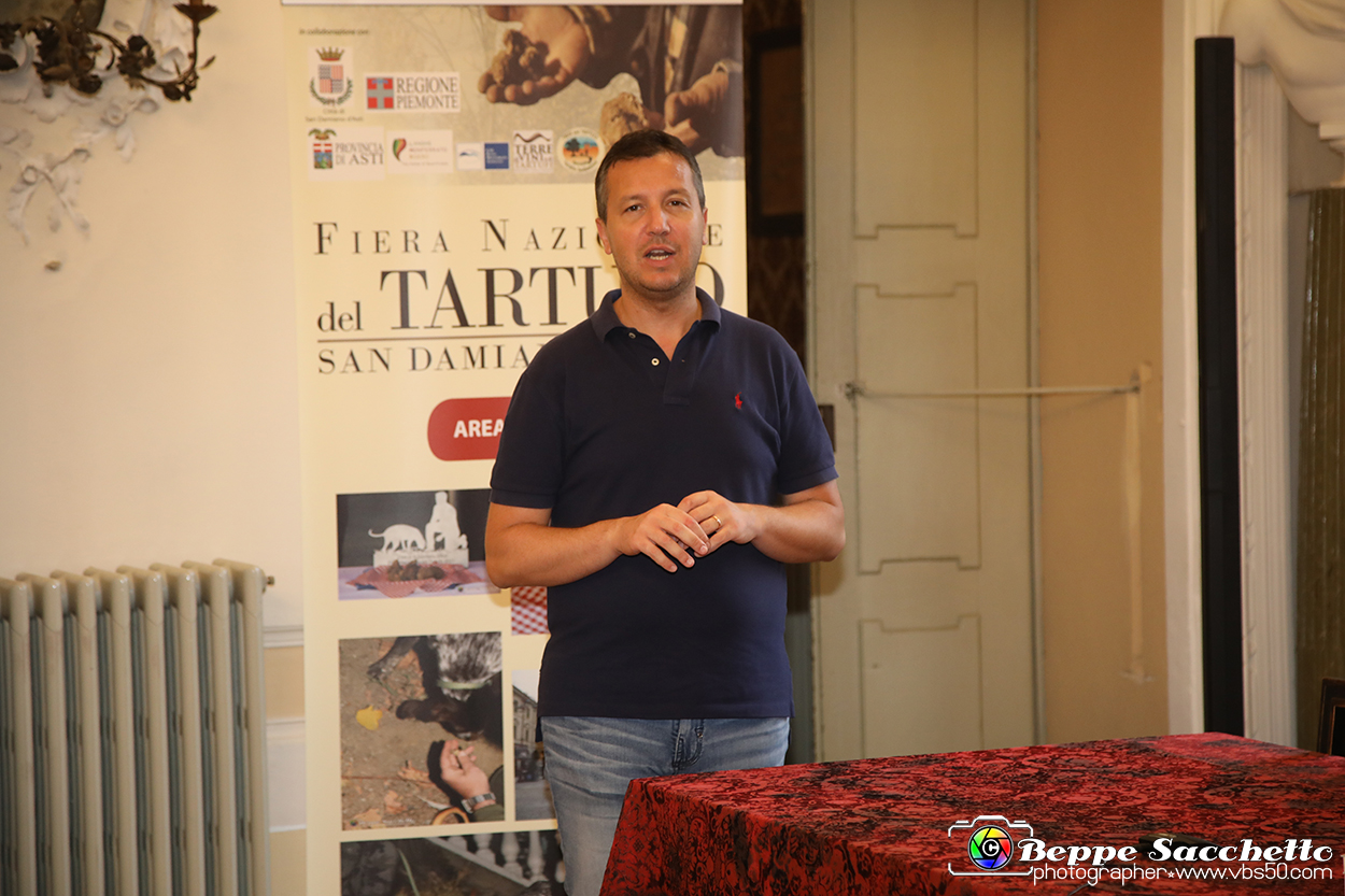 VBS_1758 - Presentazione libro 'Scritti per gioco' a cura di Eugenio Carena.jpg